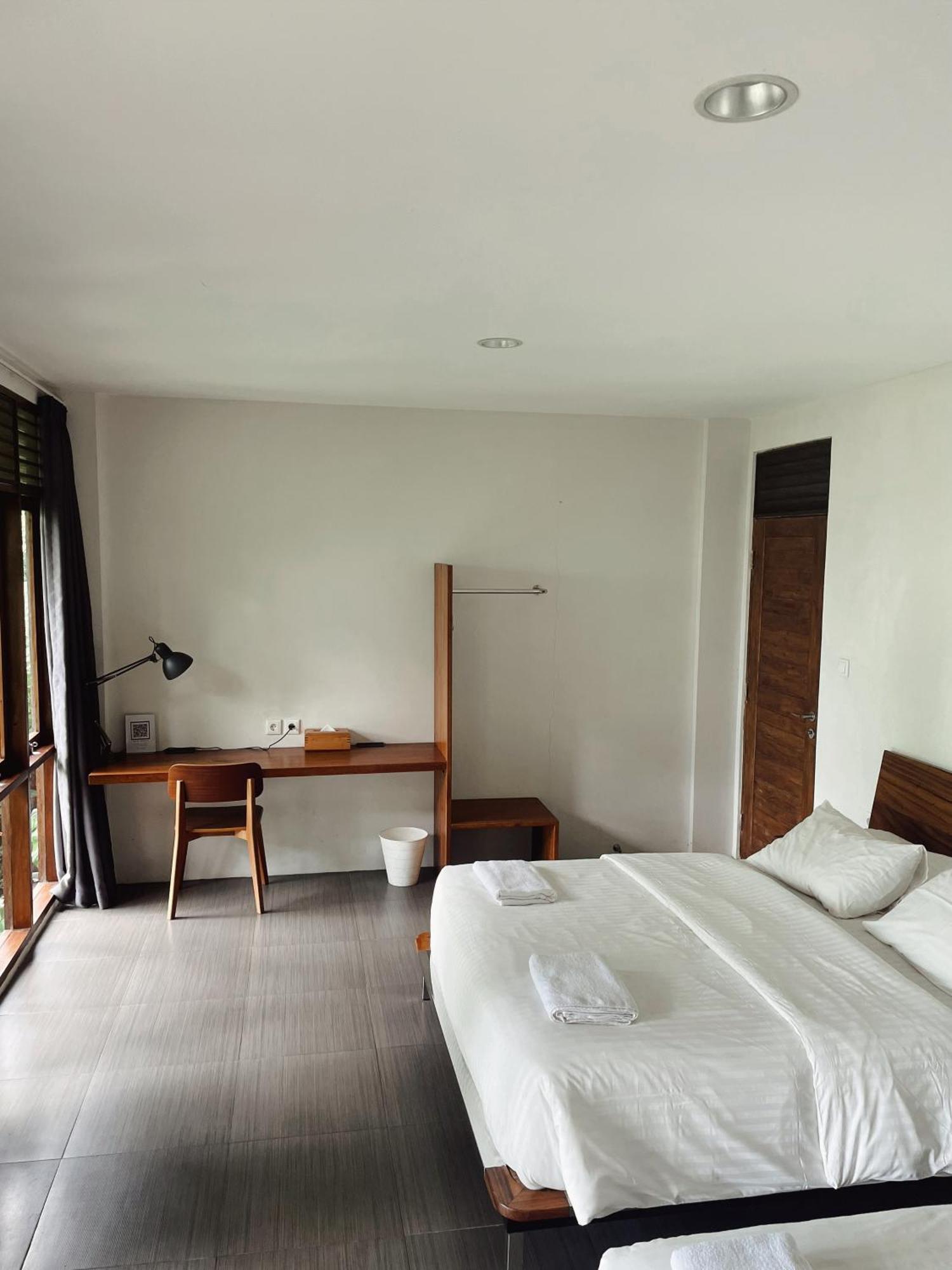 Hotel Habitat Hills Cisarua Exterior foto