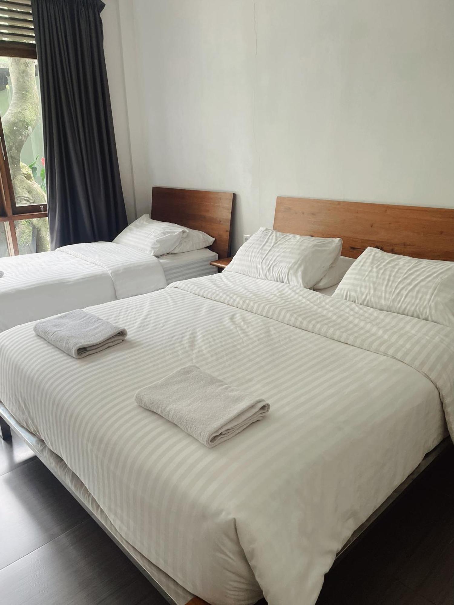 Hotel Habitat Hills Cisarua Exterior foto
