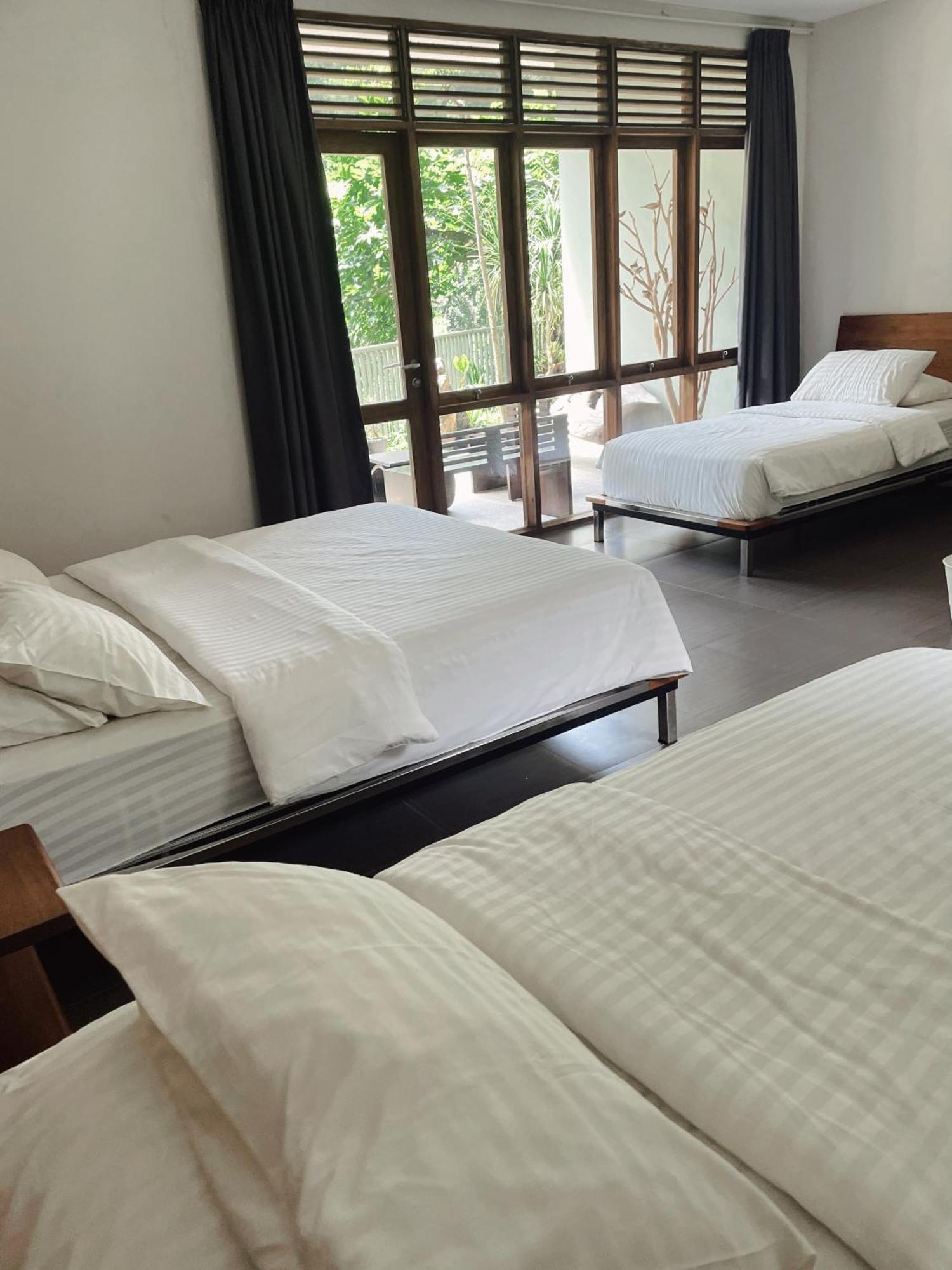 Hotel Habitat Hills Cisarua Exterior foto